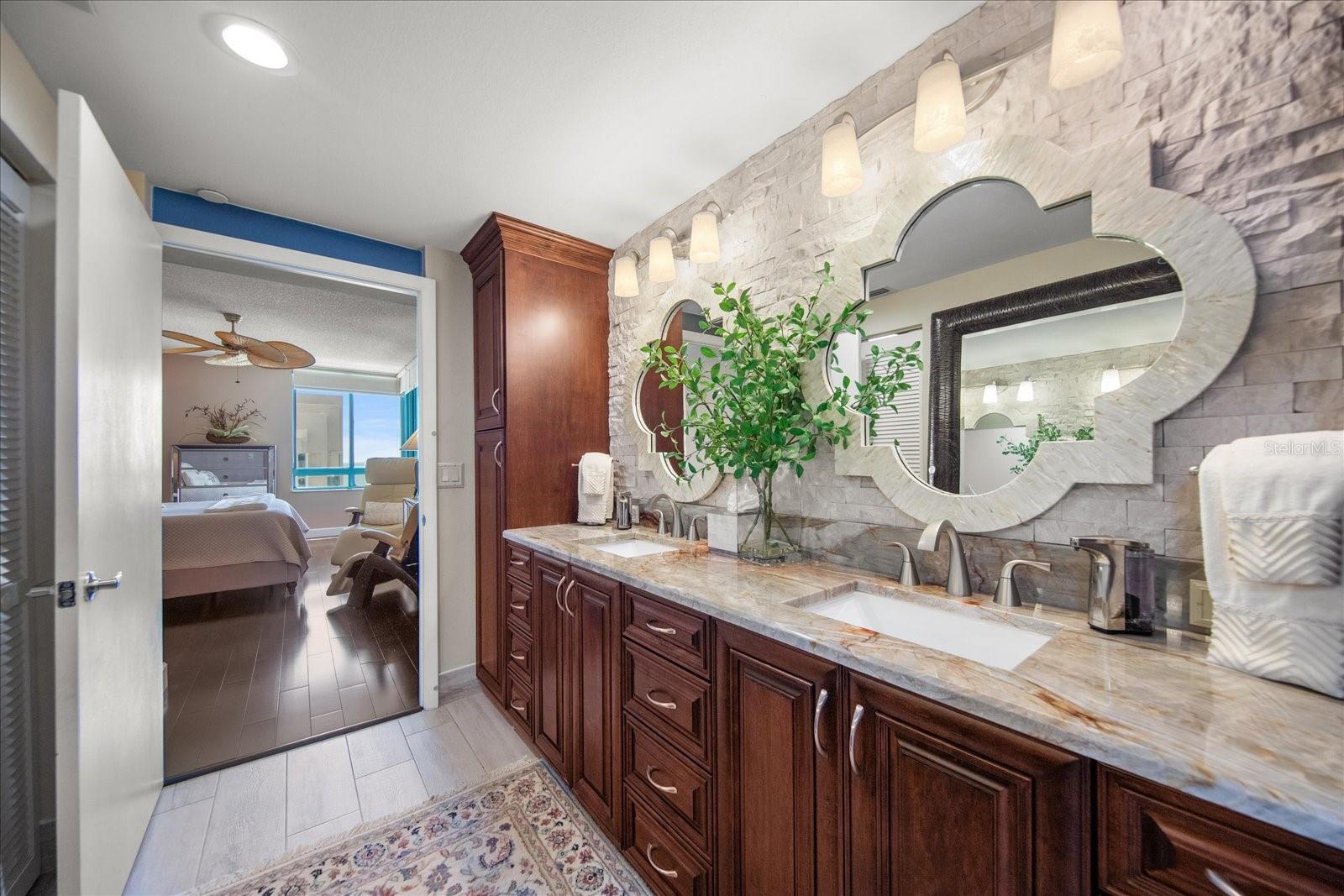 1540 GULF BLVD #2102, CLEARWATER BEACH, FL, 33767