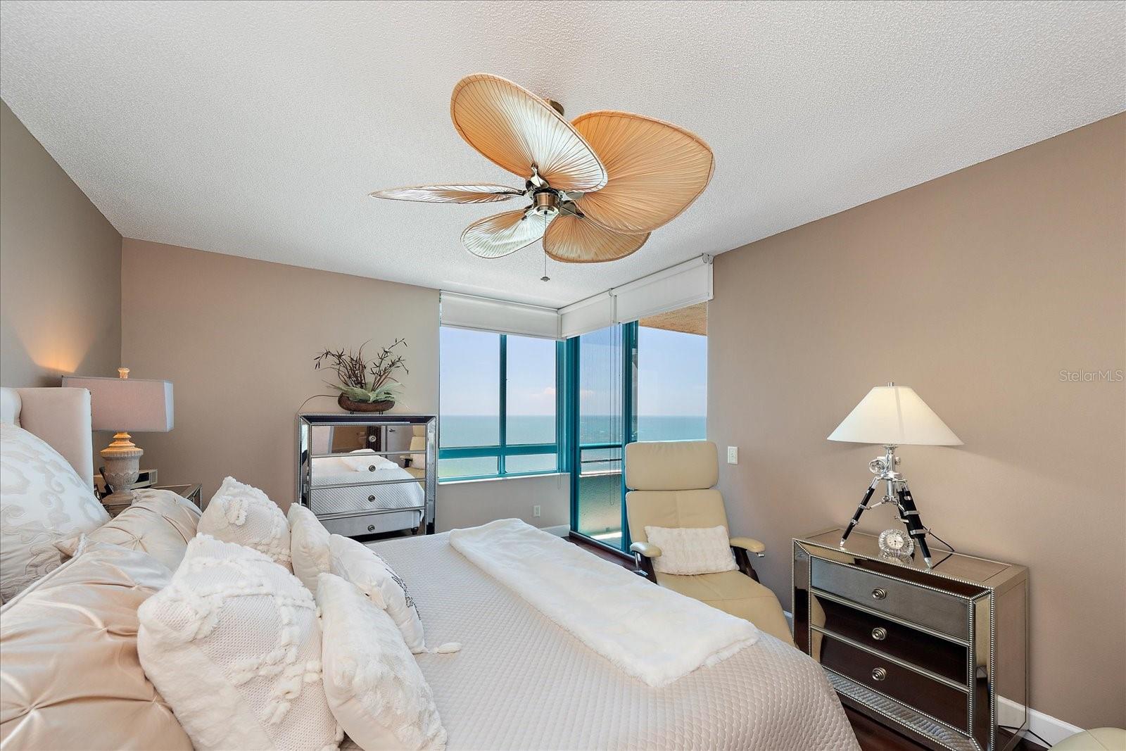 1540 GULF BLVD #2102, CLEARWATER BEACH, FL, 33767