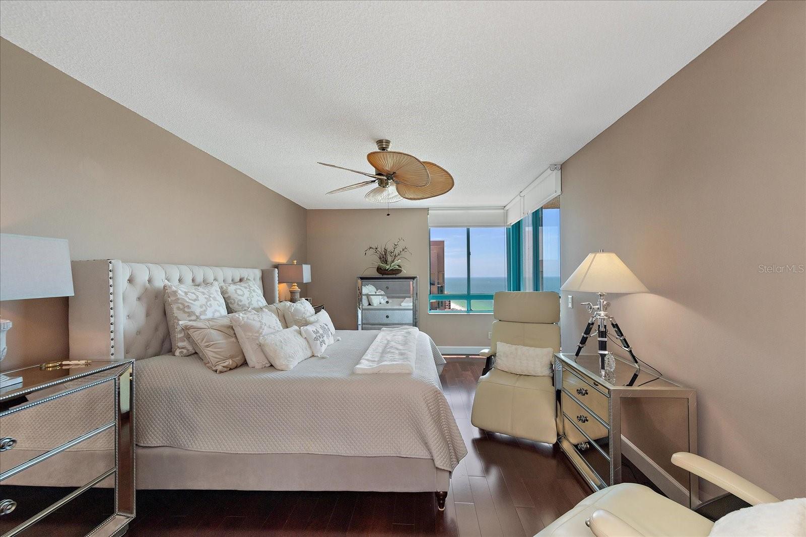 1540 GULF BLVD #2102, CLEARWATER BEACH, FL, 33767