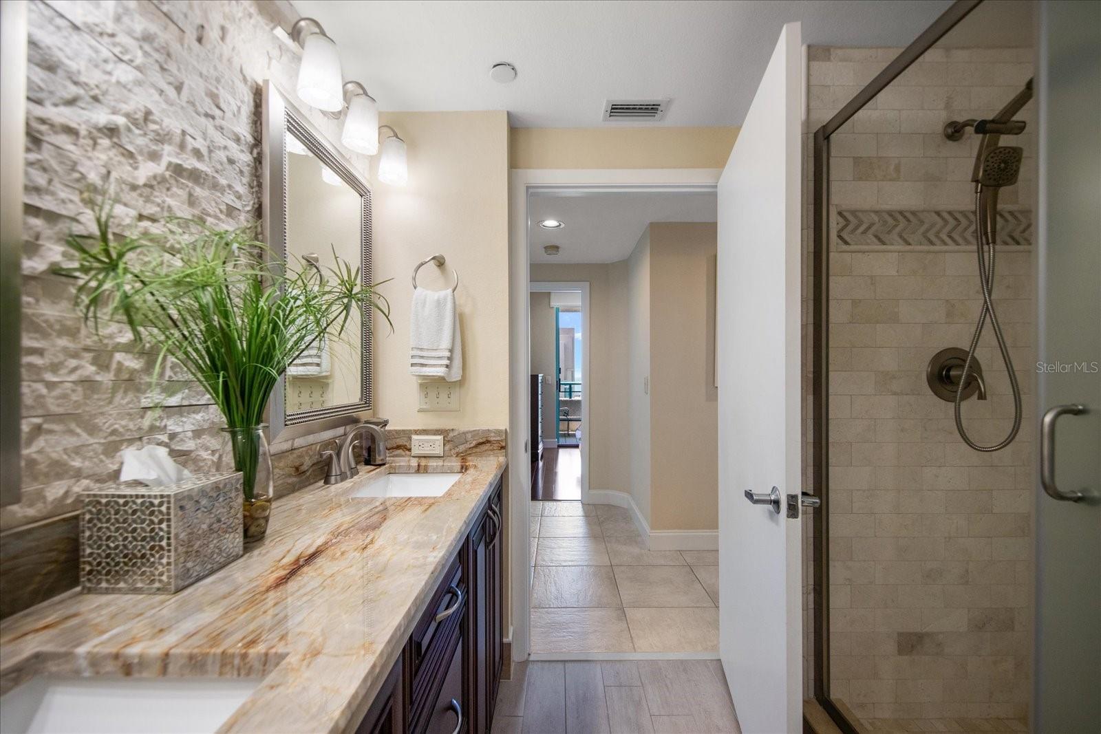 1540 GULF BLVD #2102, CLEARWATER BEACH, FL, 33767