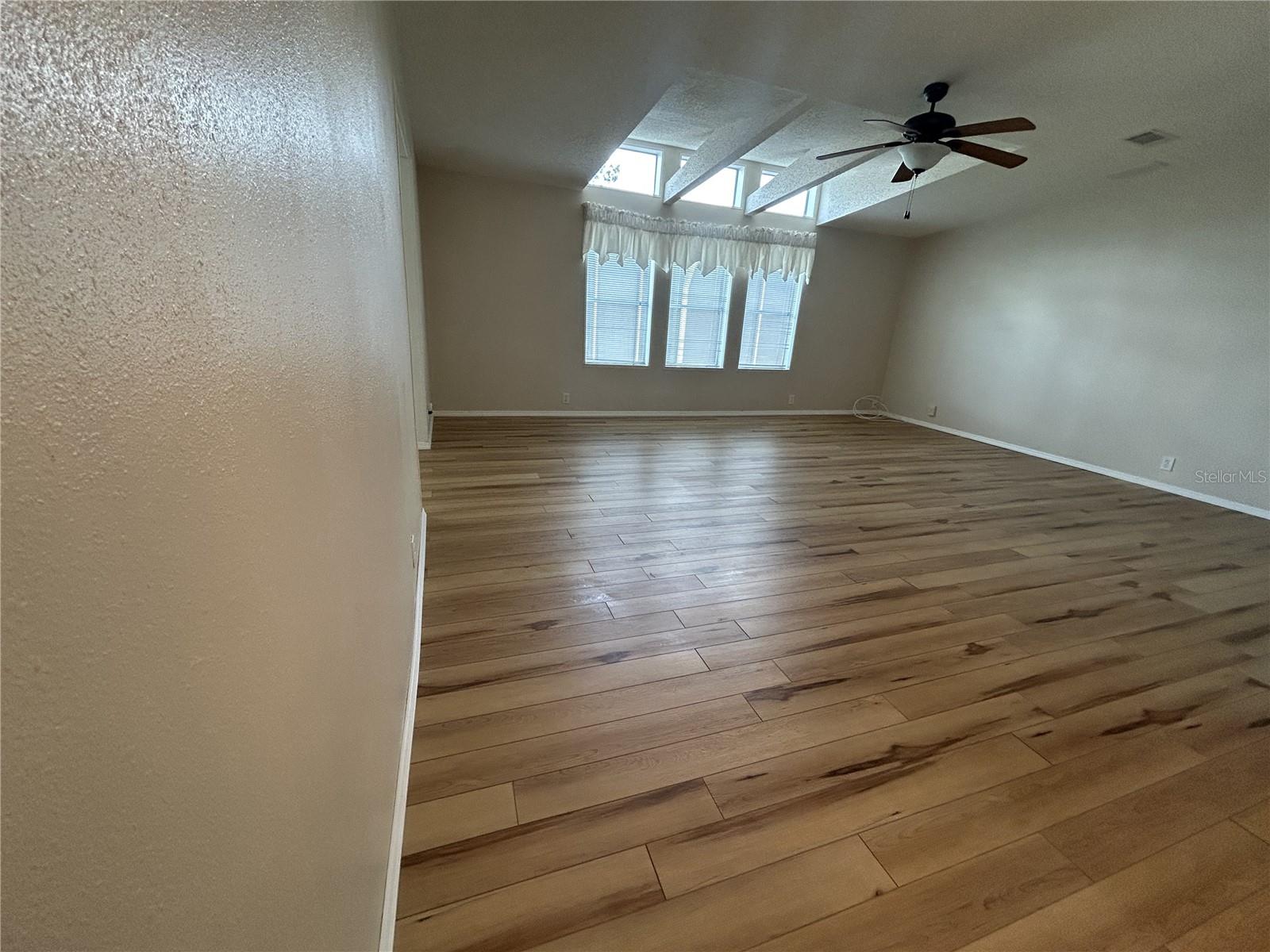 6048 RIDGEWAY DR, ZEPHYRHILLS, FL, 33542