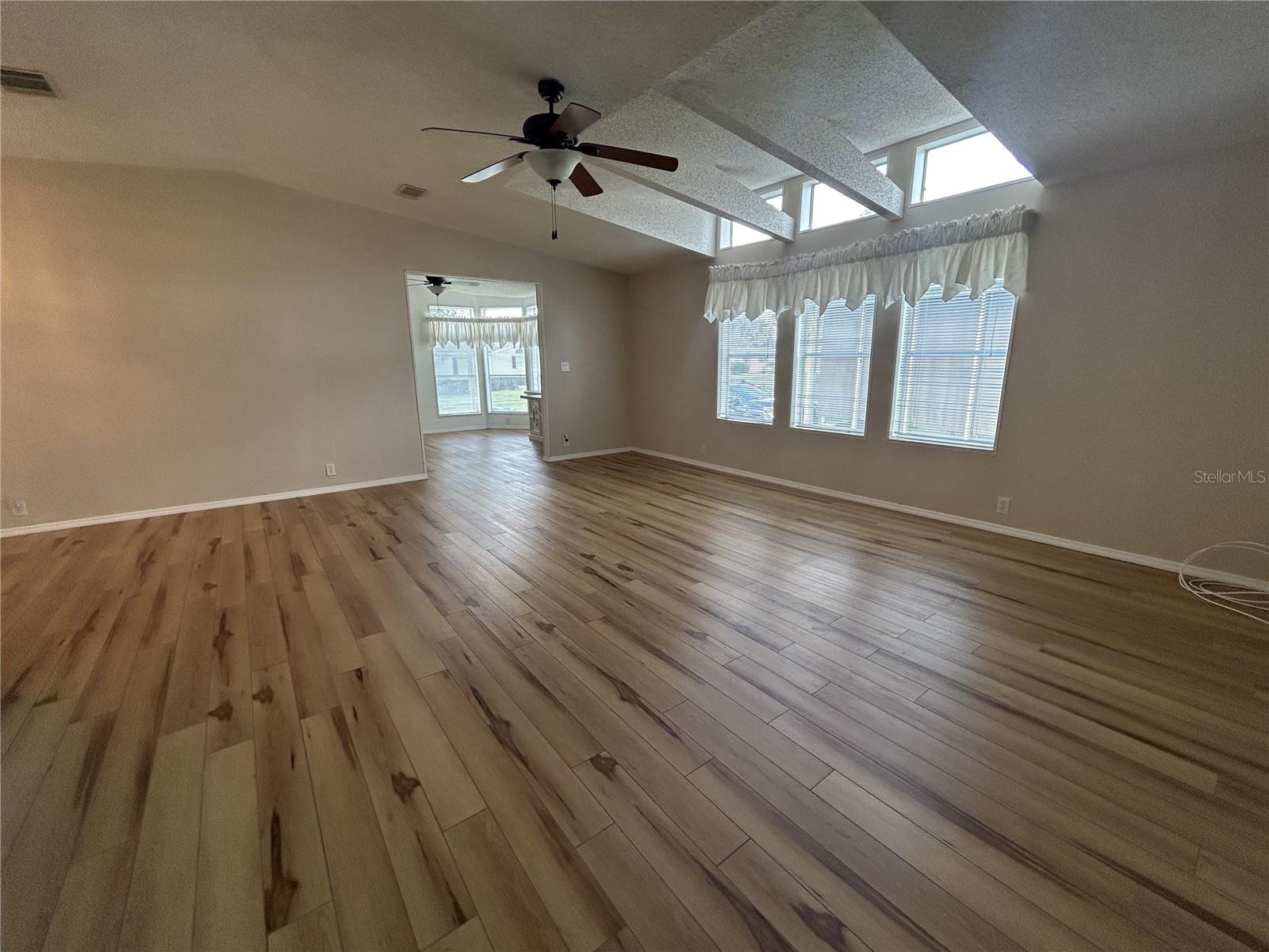 6048 RIDGEWAY DR, ZEPHYRHILLS, FL, 33542