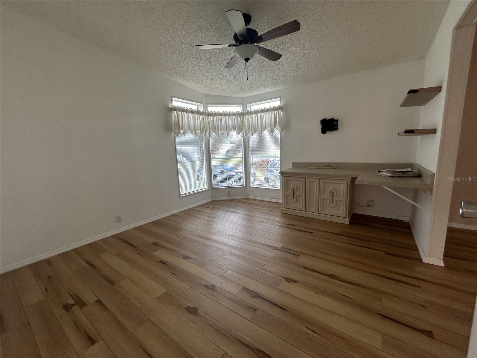 6048 RIDGEWAY DR, ZEPHYRHILLS, FL, 33542