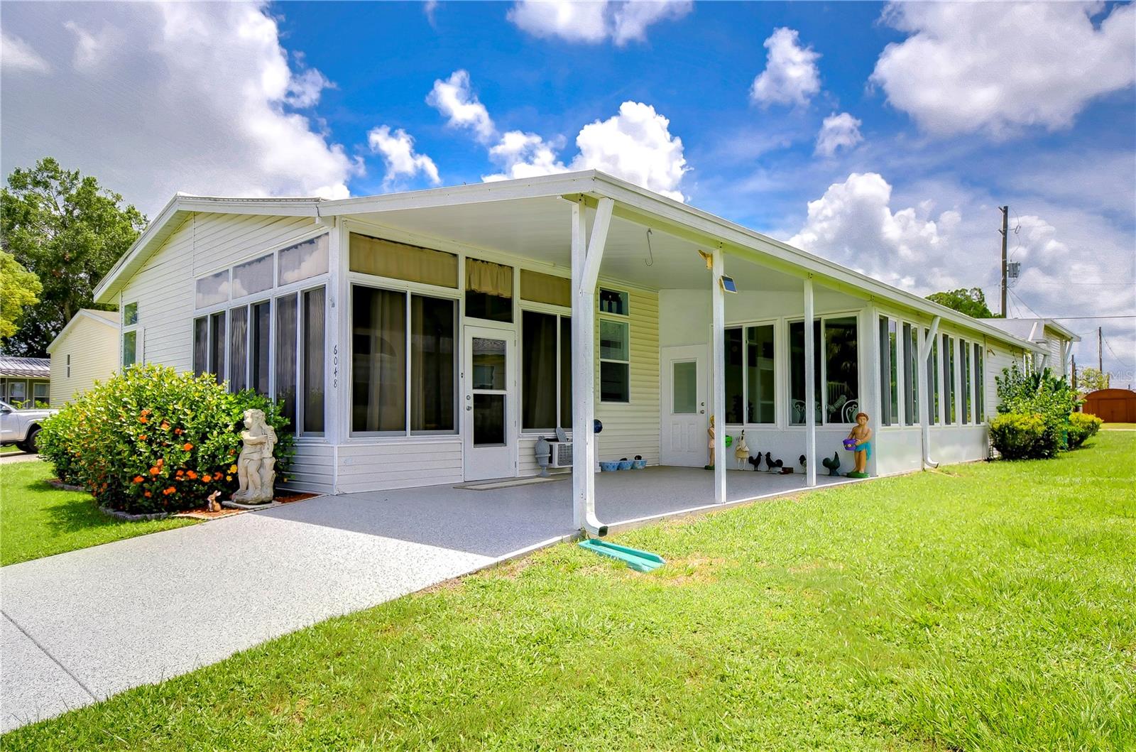 6048 RIDGEWAY DR, ZEPHYRHILLS, FL, 33542