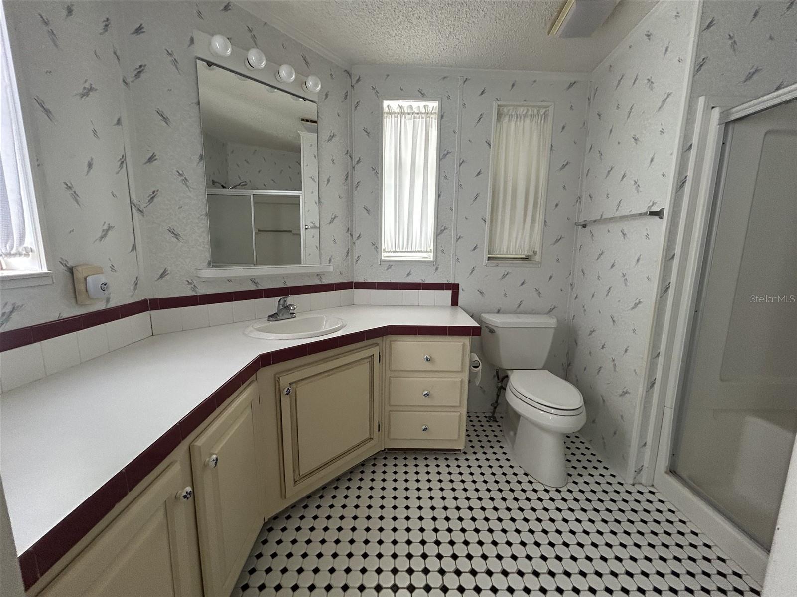 6048 RIDGEWAY DR, ZEPHYRHILLS, FL, 33542
