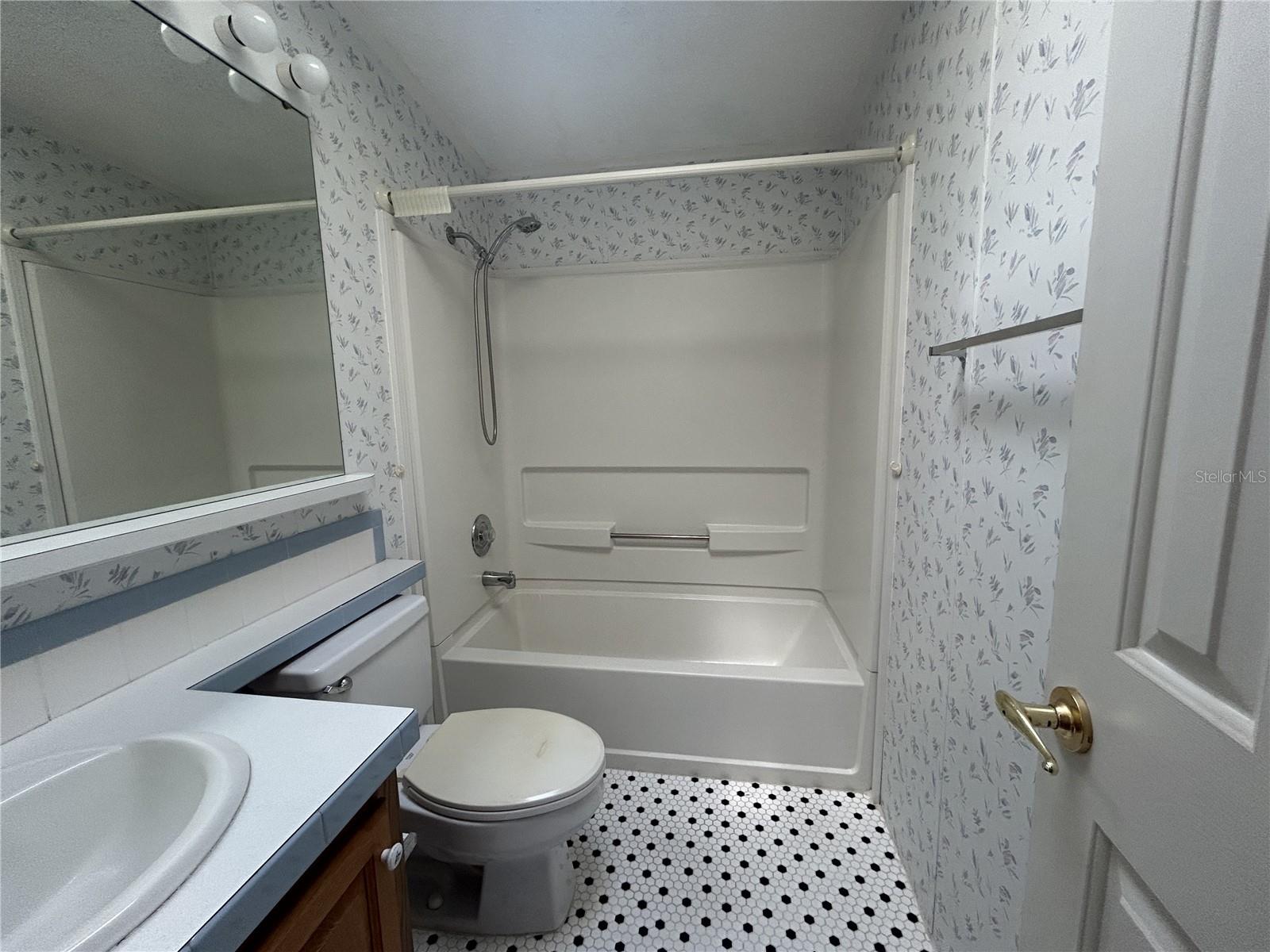 6048 RIDGEWAY DR, ZEPHYRHILLS, FL, 33542