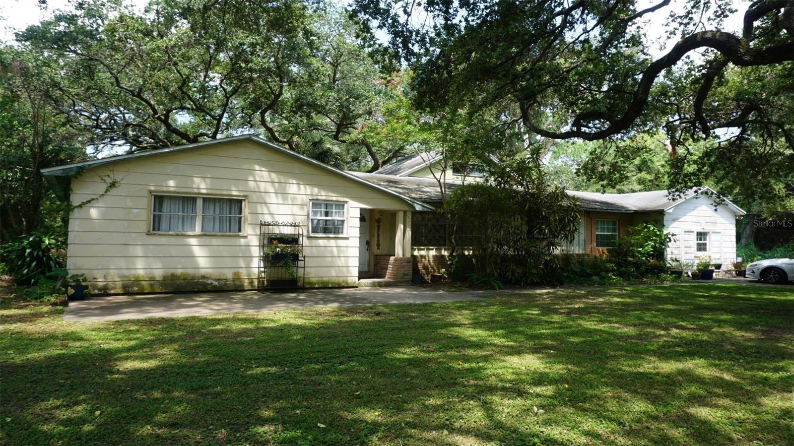 8230 74TH ST N, PINELLAS PARK, FL, 33781