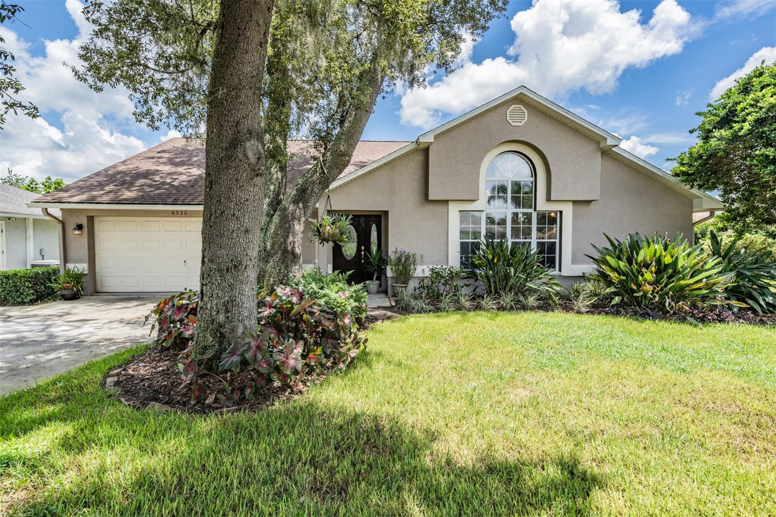6536 NORTHLAKE DR, ZEPHYRHILLS, FL, 33542