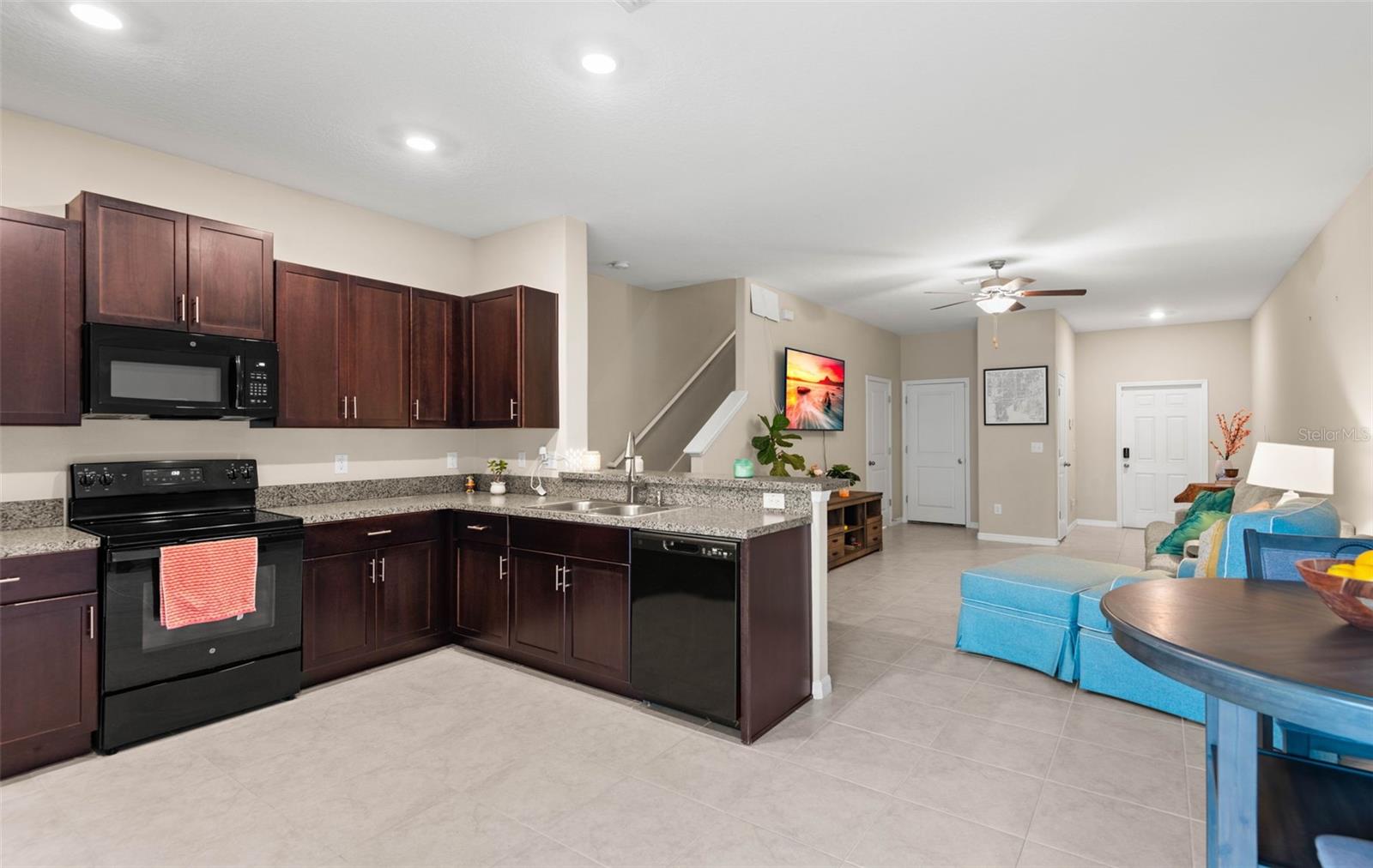 7203 SWEET ALYSSUM CT, TAMPA, FL, 33619