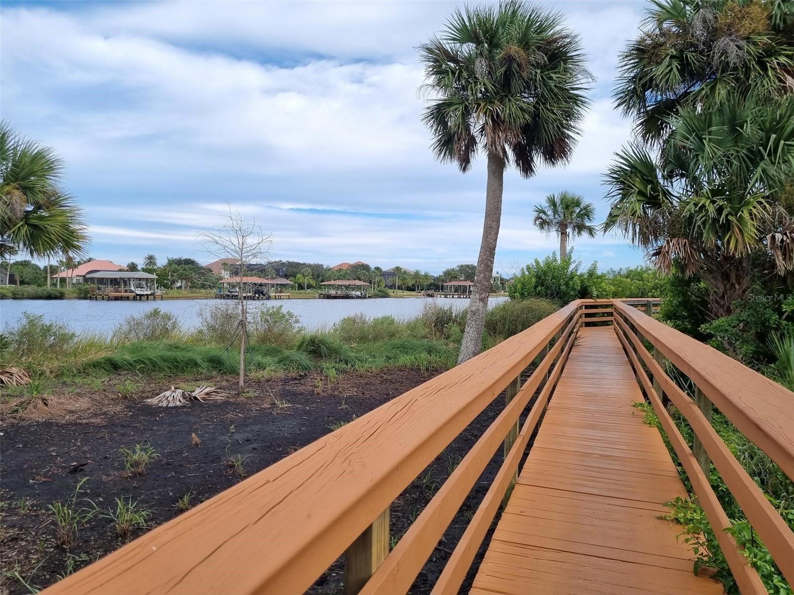 4 SAND PINE DR, PALM COAST, FL, 32137