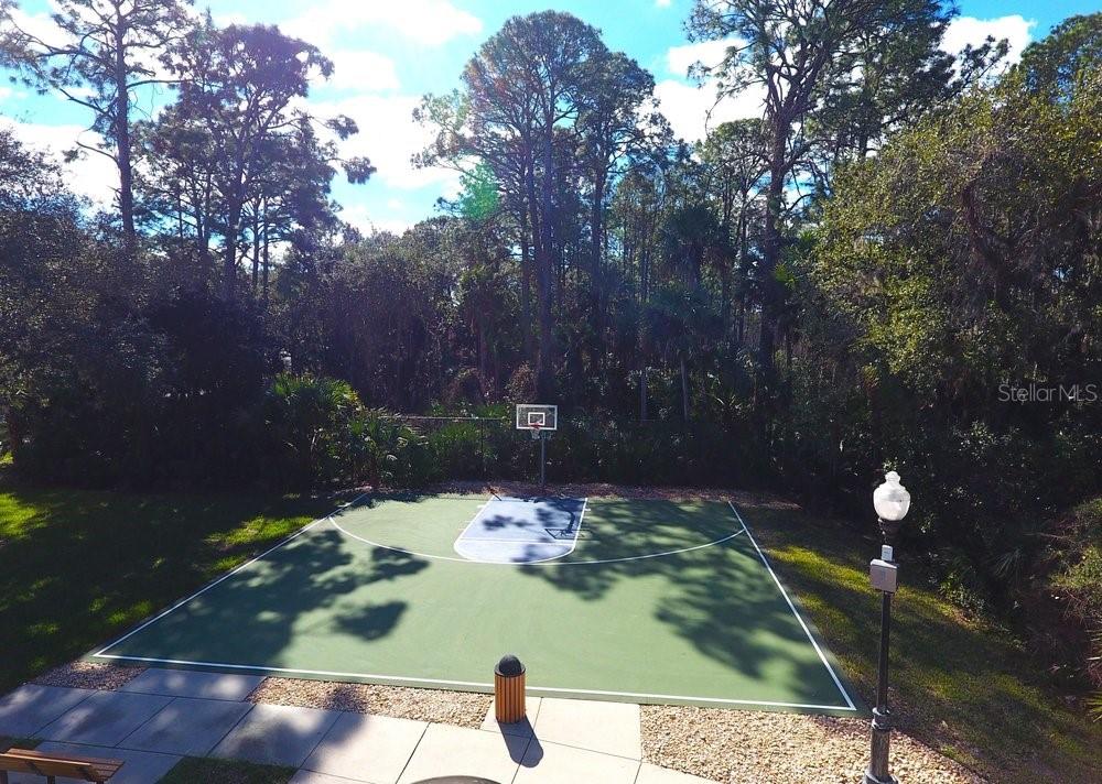 4 SAND PINE DR, PALM COAST, FL, 32137