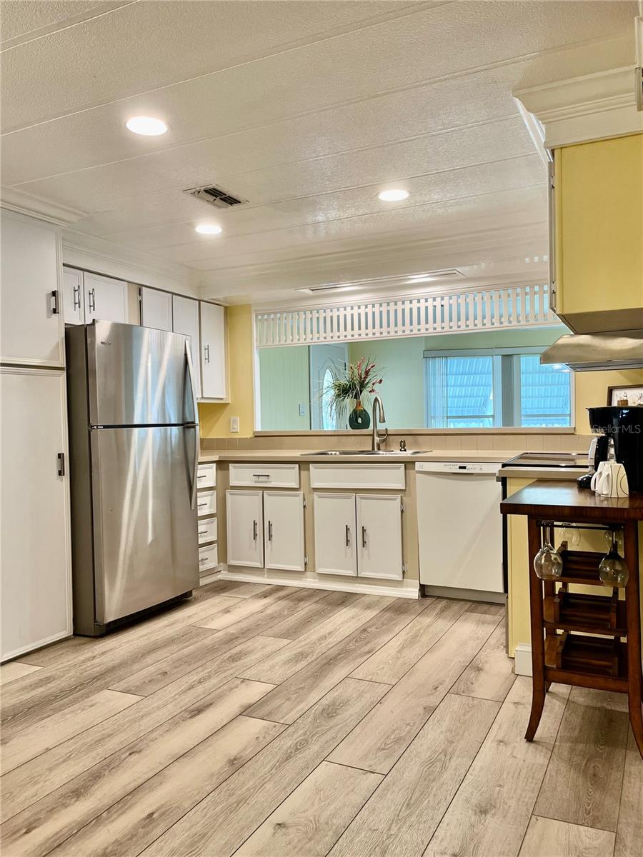 2965 LONGVIEW LN S, NORTH FORT MYERS, FL, 33917