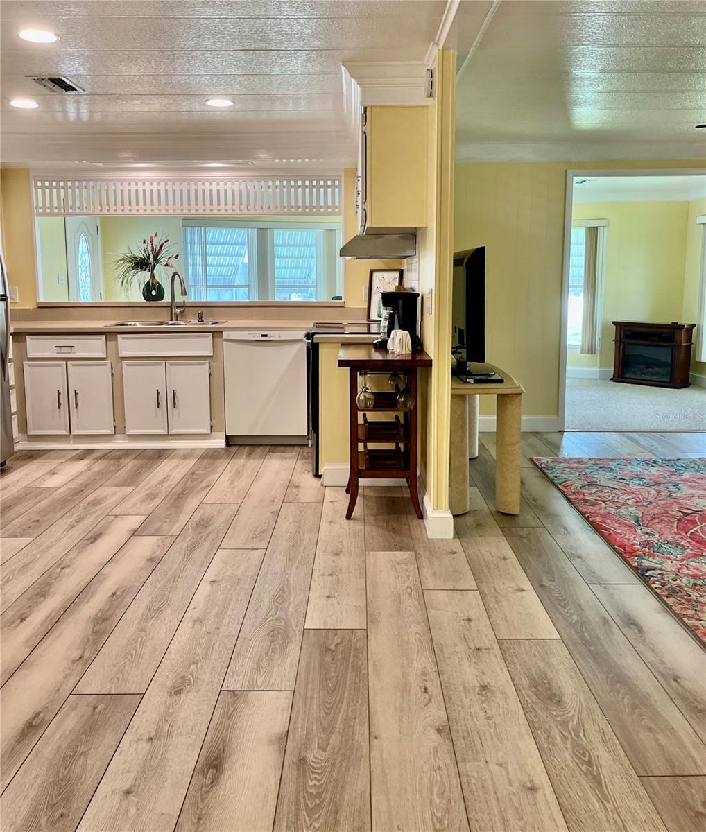 2965 LONGVIEW LN S, NORTH FORT MYERS, FL, 33917