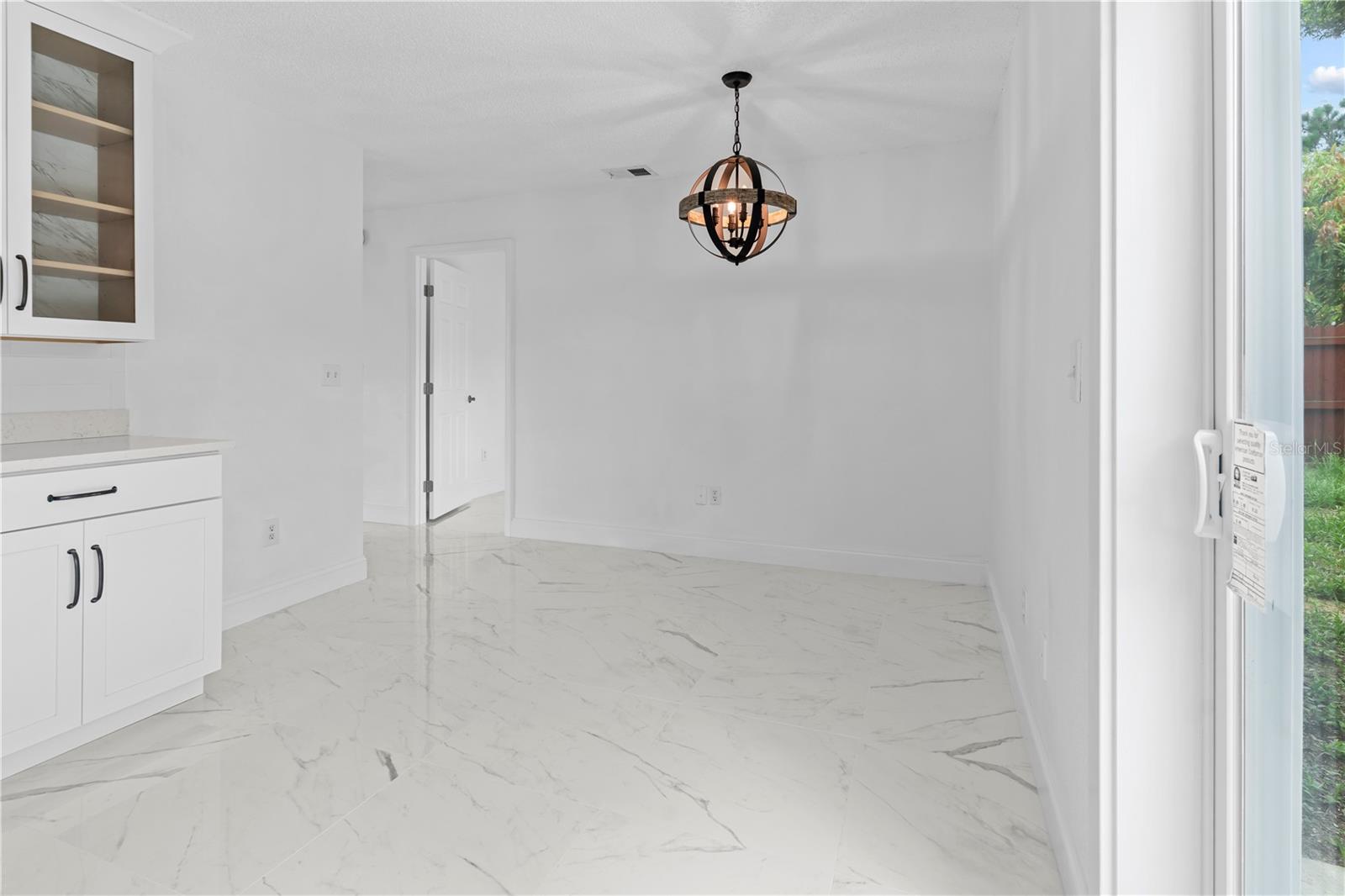 421 ROLLINS DR, DAVENPORT, FL, 33837