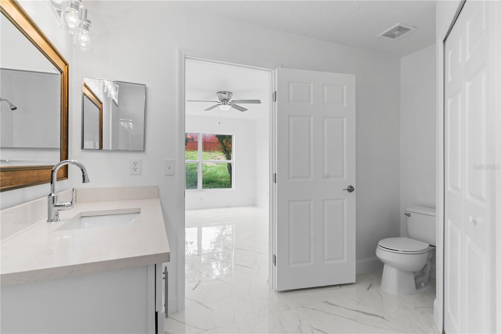 421 ROLLINS DR, DAVENPORT, FL, 33837