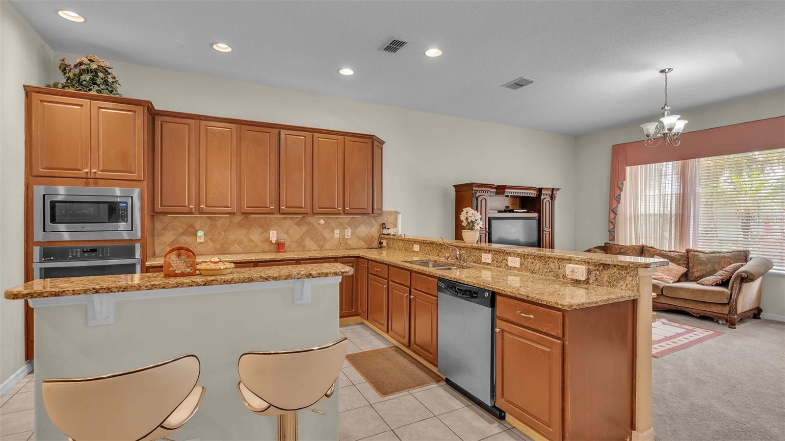 4886 BELLE VUE BREEZE LOOP, AUBURNDALE, FL, 33823