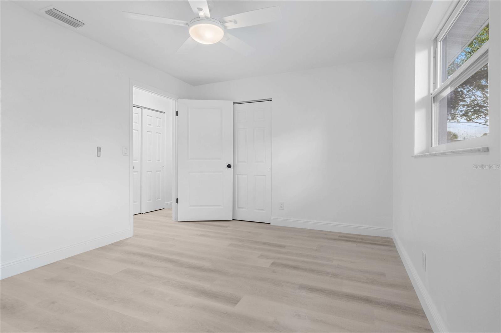 459 74TH AVE N, ST PETERSBURG, FL, 33702