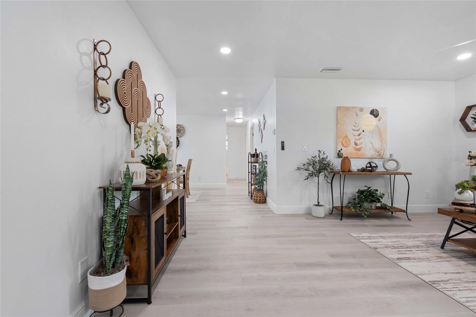 459 74TH AVE N, ST PETERSBURG, FL, 33702