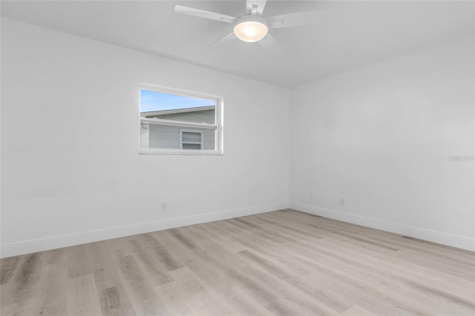 459 74TH AVE N, ST PETERSBURG, FL, 33702