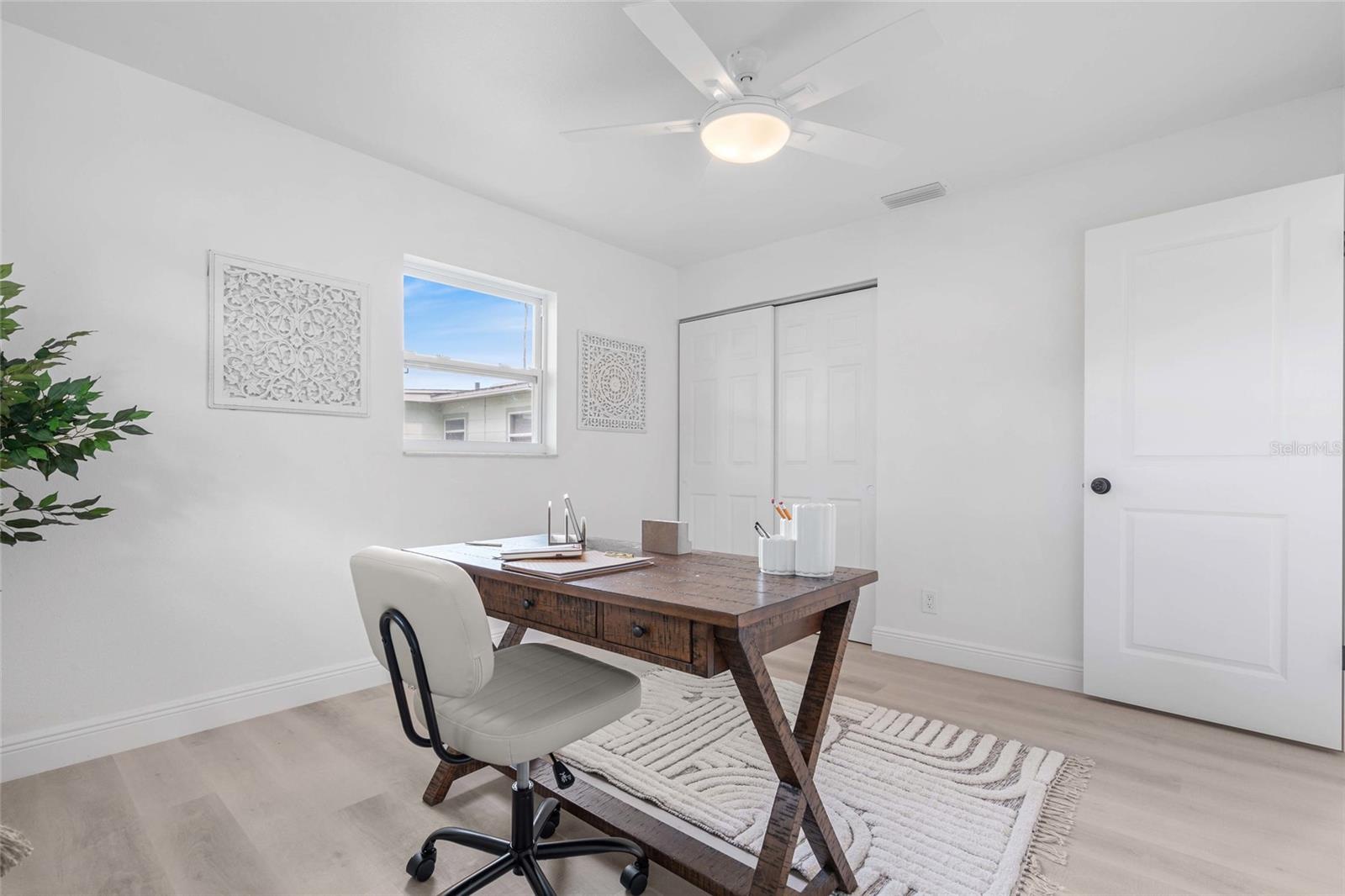 459 74TH AVE N, ST PETERSBURG, FL, 33702