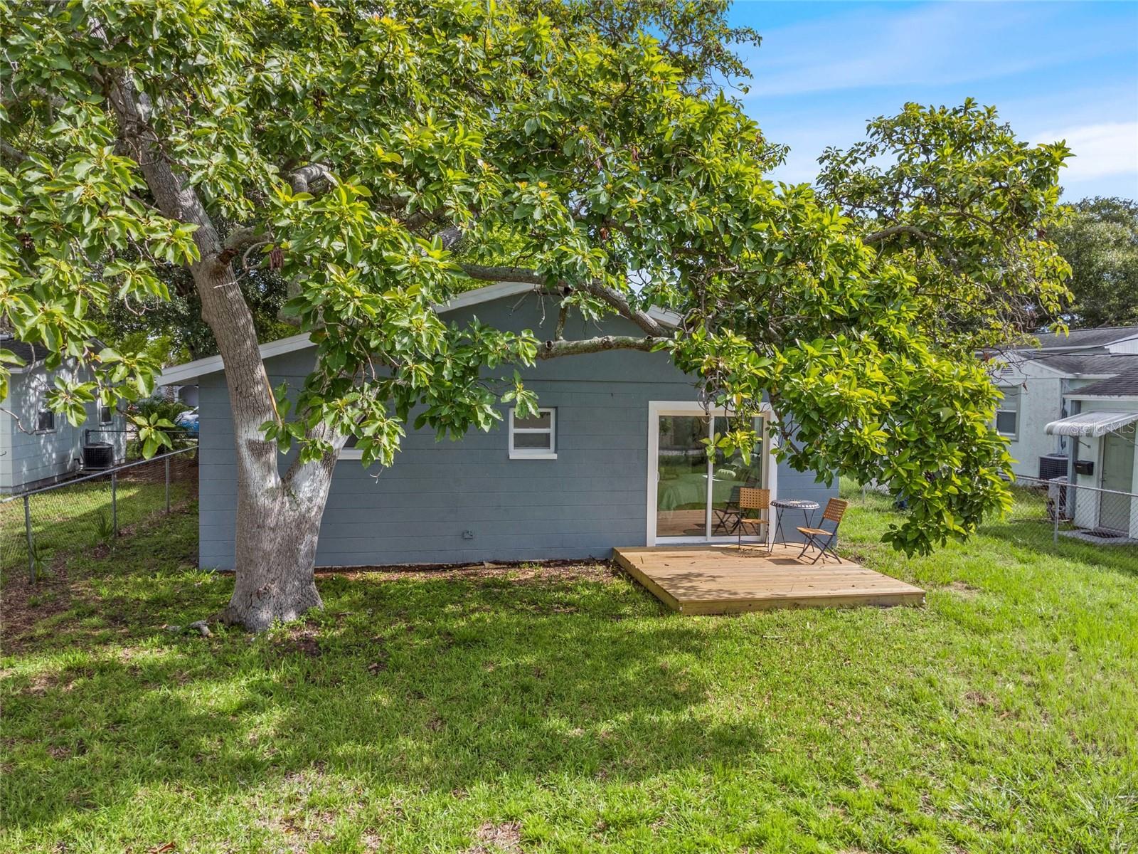 459 74TH AVE N, ST PETERSBURG, FL, 33702