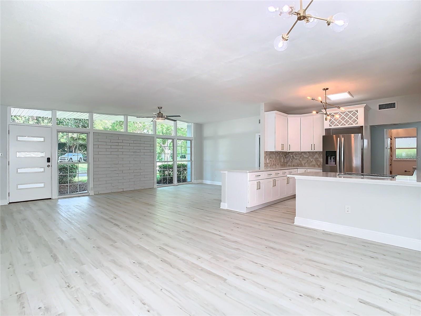 161 OVERBROOK ST W, LARGO, FL, 33770