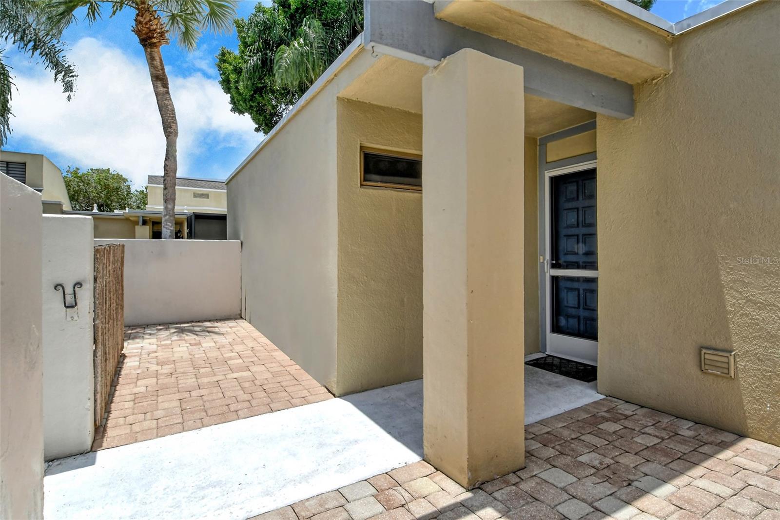 2517 GLEBE FARM CLOSE #H-2, SARASOTA, FL, 34235