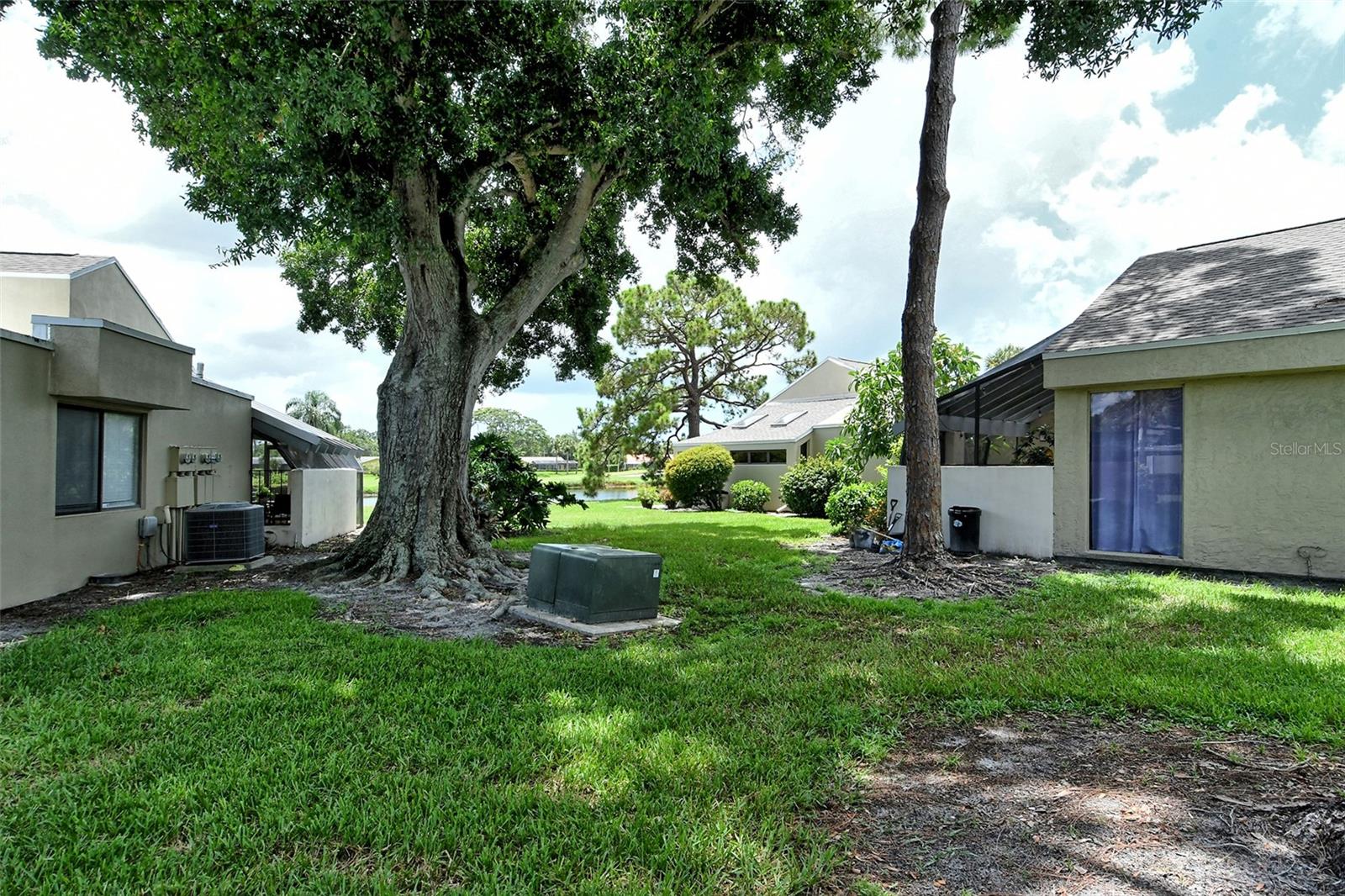 2517 GLEBE FARM CLOSE #H-2, SARASOTA, FL, 34235