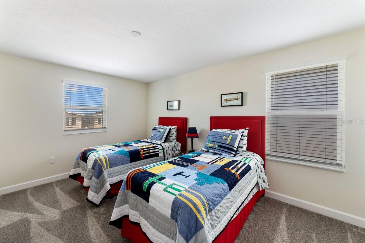 870 DROP SHOT DR, DAVENPORT, FL, 33896