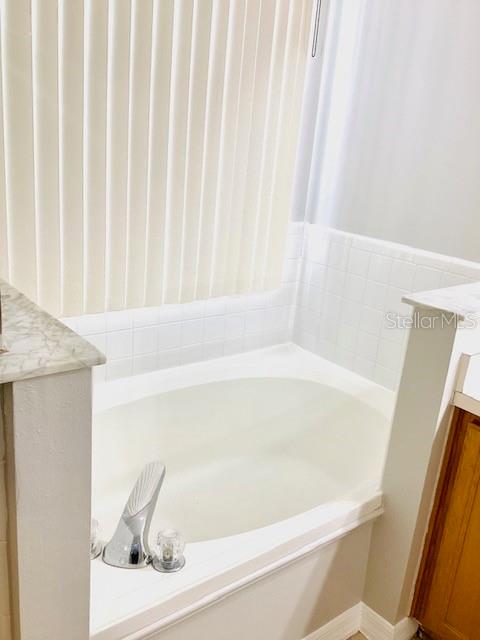 2424 WINFIELD DR, KISSIMMEE, FL, 34743