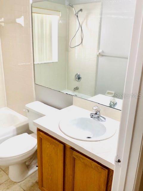 2424 WINFIELD DR, KISSIMMEE, FL, 34743