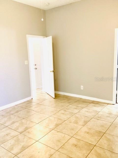 2424 WINFIELD DR, KISSIMMEE, FL, 34743