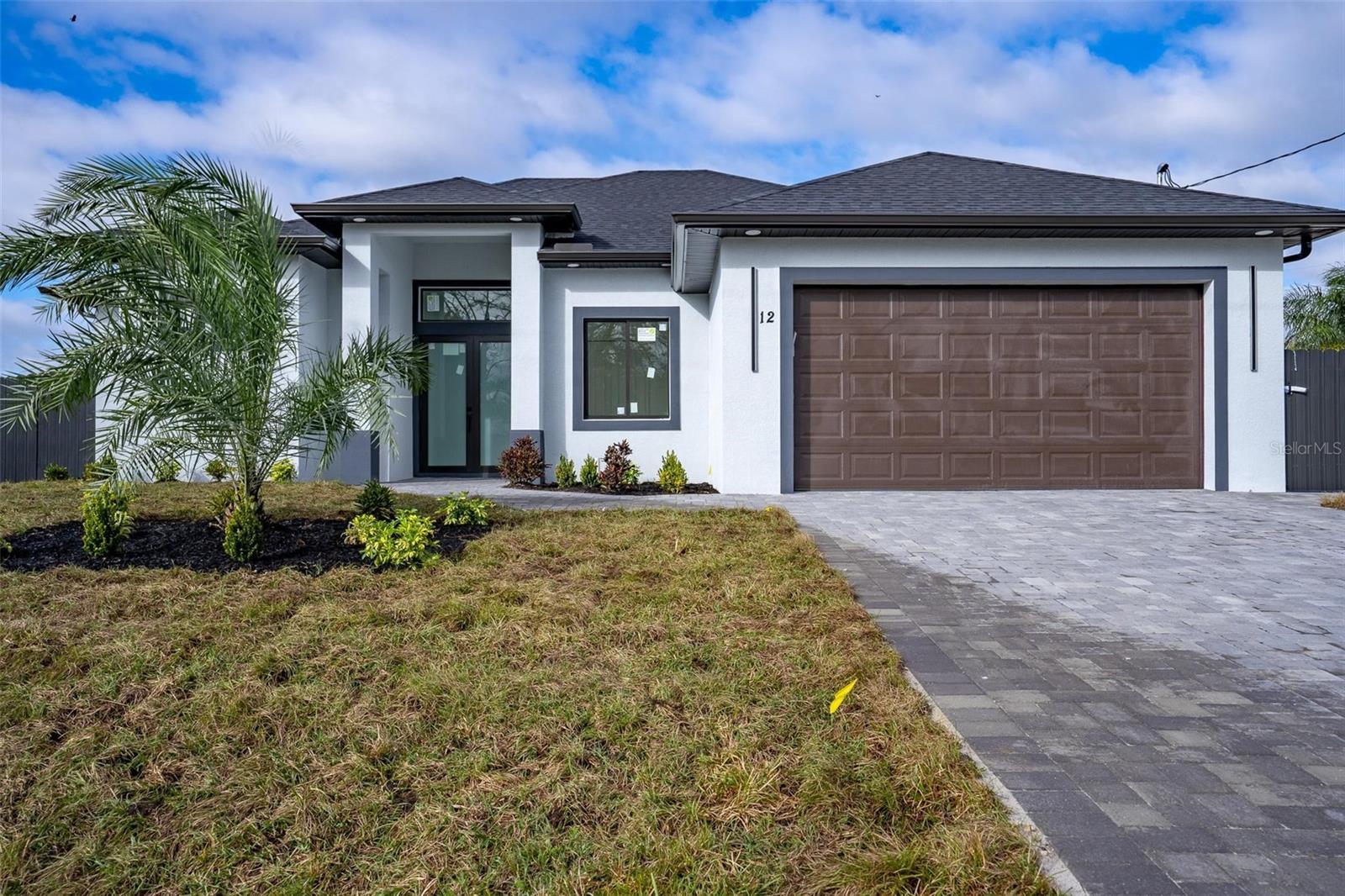 12 SE 17TH AVE, CAPE CORAL, FL, 33990