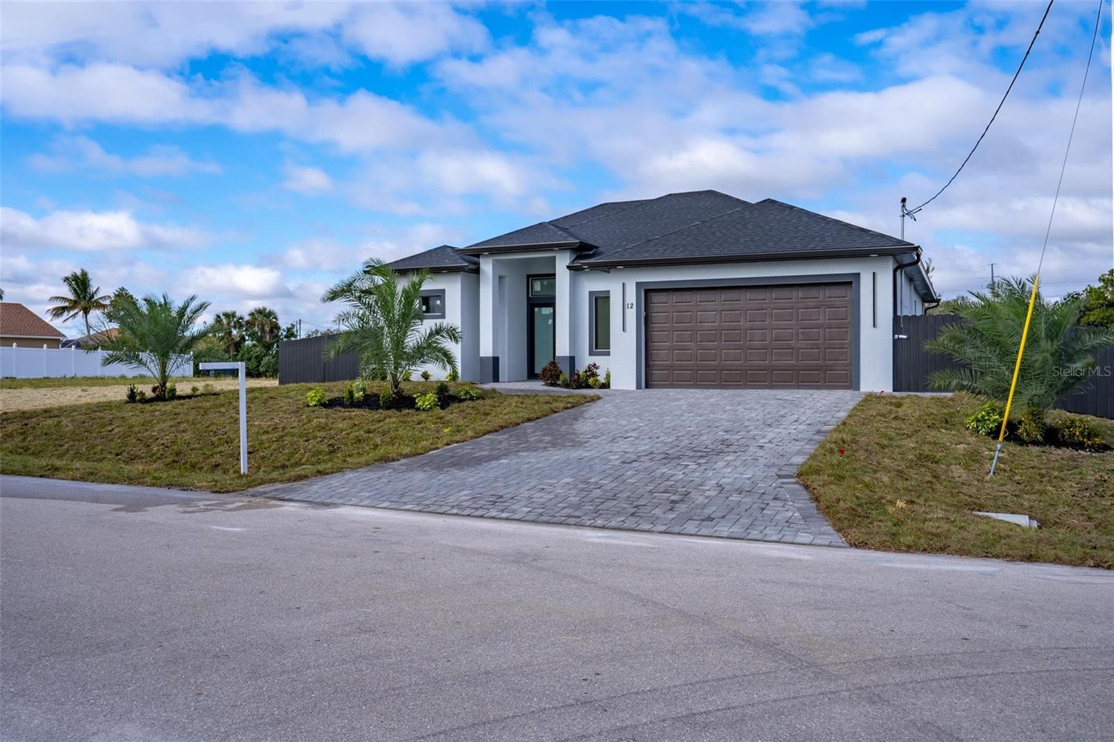 12 SE 17TH AVE, CAPE CORAL, FL, 33990