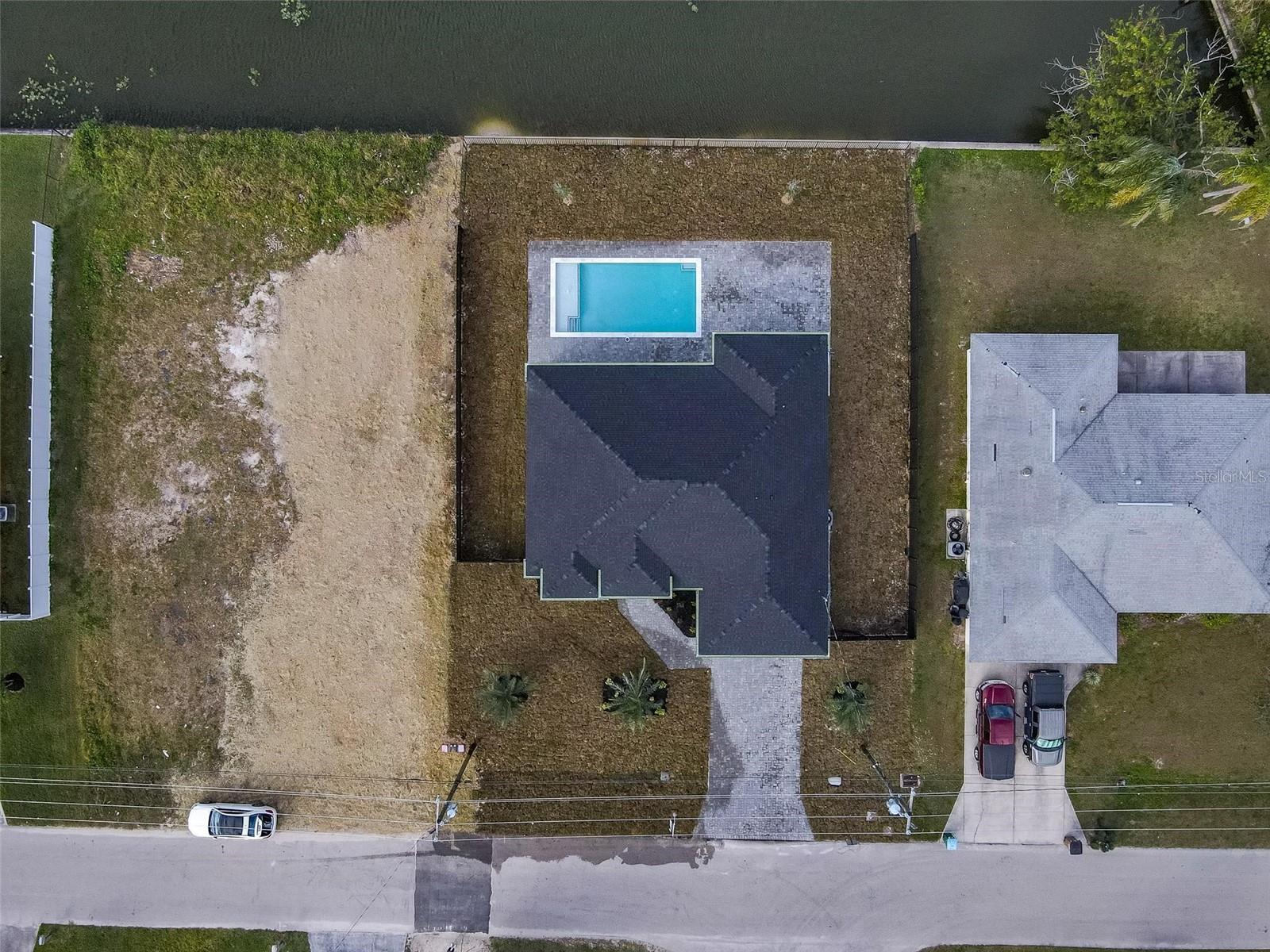 12 SE 17TH AVE, CAPE CORAL, FL, 33990