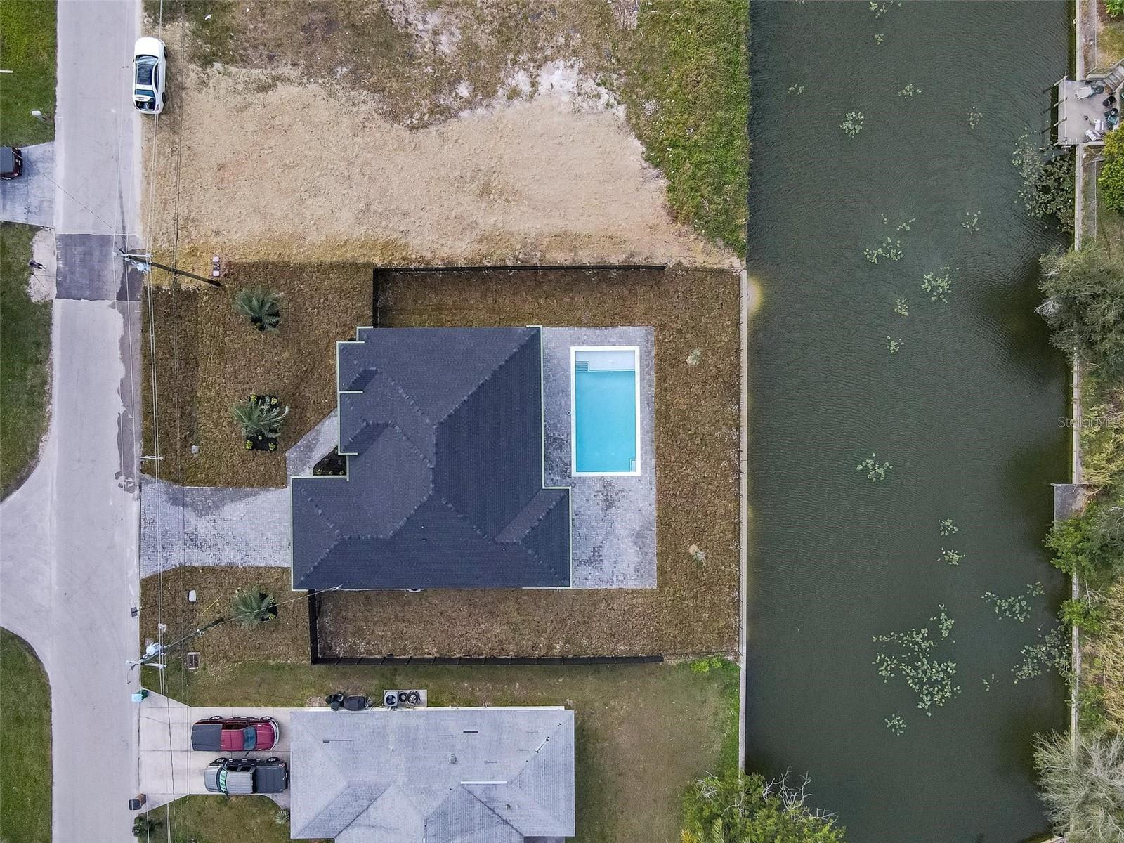 12 SE 17TH AVE, CAPE CORAL, FL, 33990