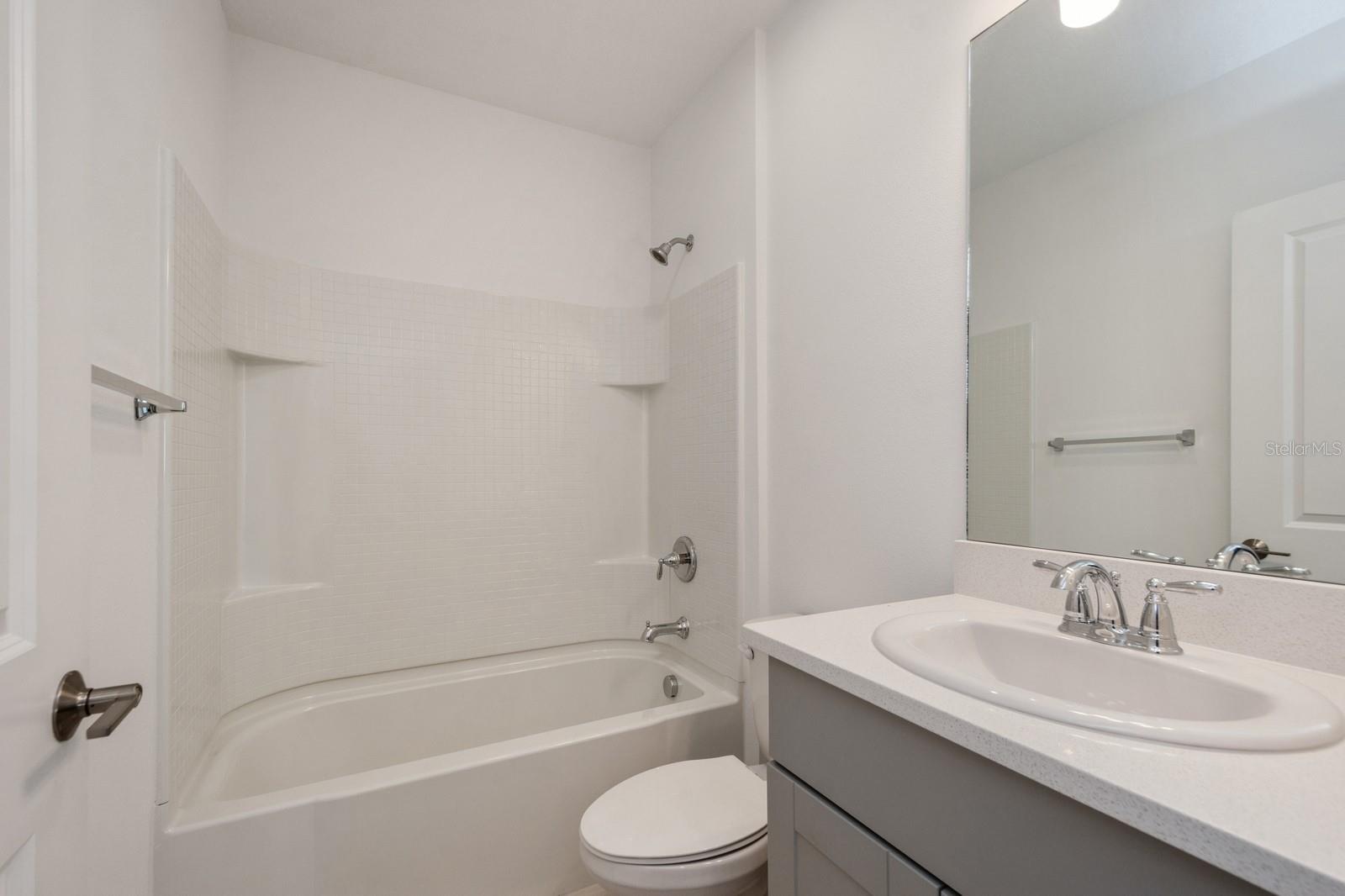 5917 LAURELCREST GLN, PALMETTO, FL, 34221