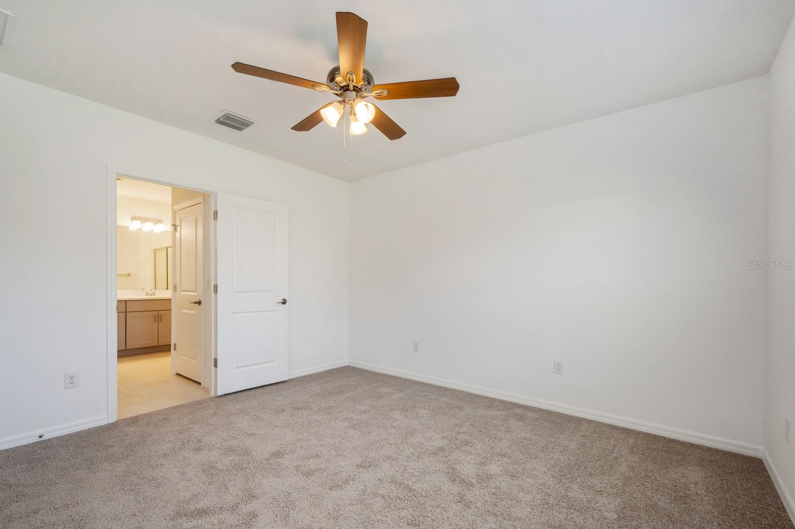 5917 LAURELCREST GLN, PALMETTO, FL, 34221
