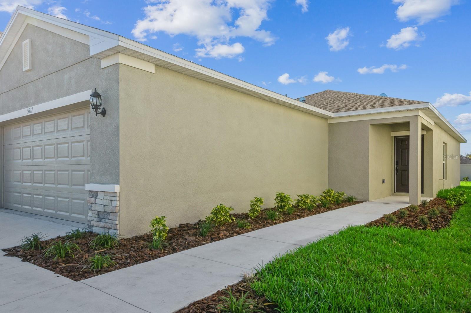 5917 LAURELCREST GLN, PALMETTO, FL, 34221