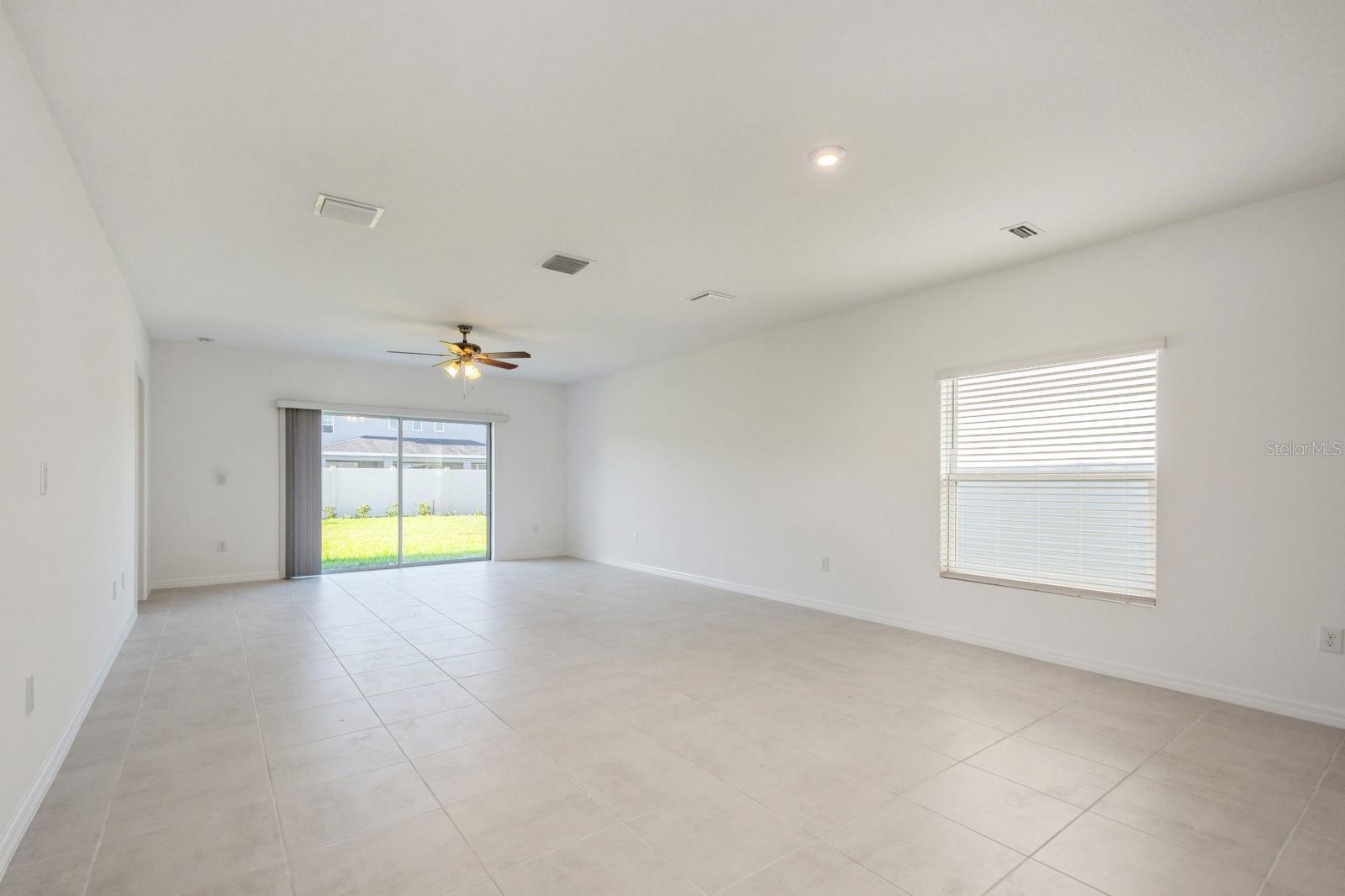 5917 LAURELCREST GLN, PALMETTO, FL, 34221