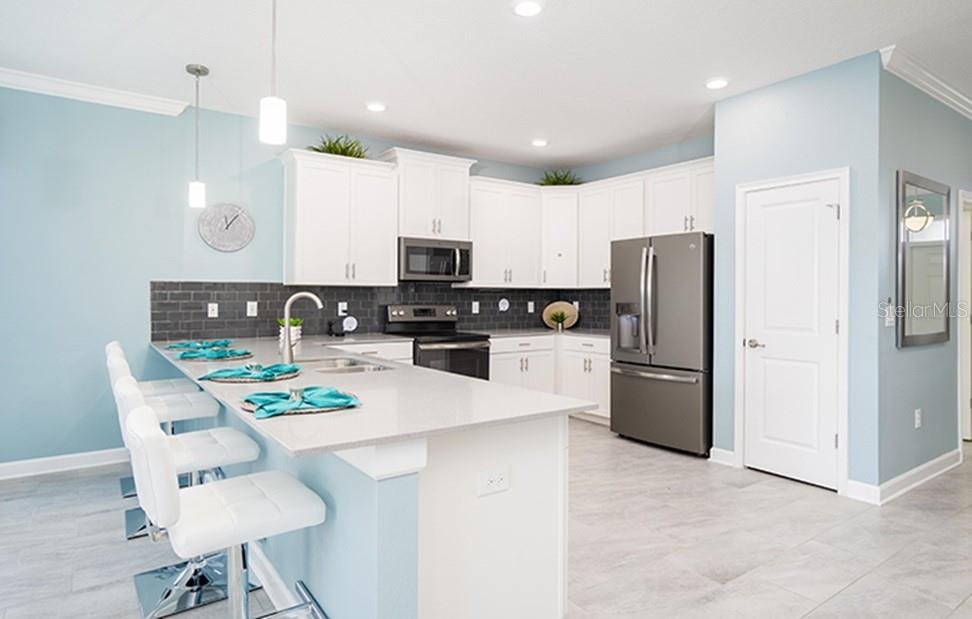 9029 SAND TRAP DR, DAVENPORT, FL, 33896