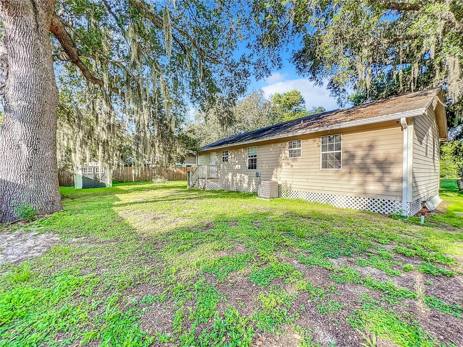 110 BERRY RD, WINTER HAVEN, FL, 33880