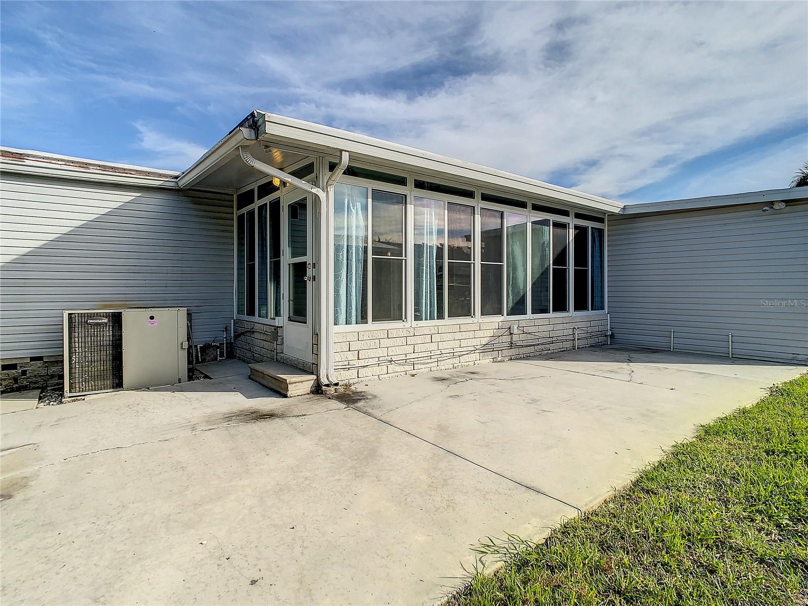 34051 BROWN BYU, WESLEY CHAPEL, FL, 33543