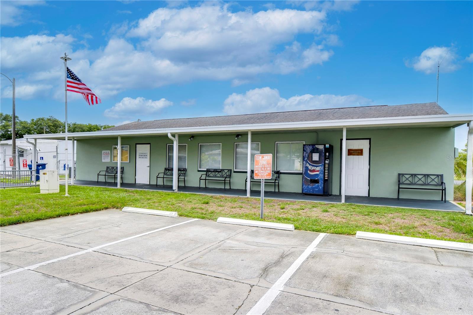 34051 BROWN BYU, WESLEY CHAPEL, FL, 33543