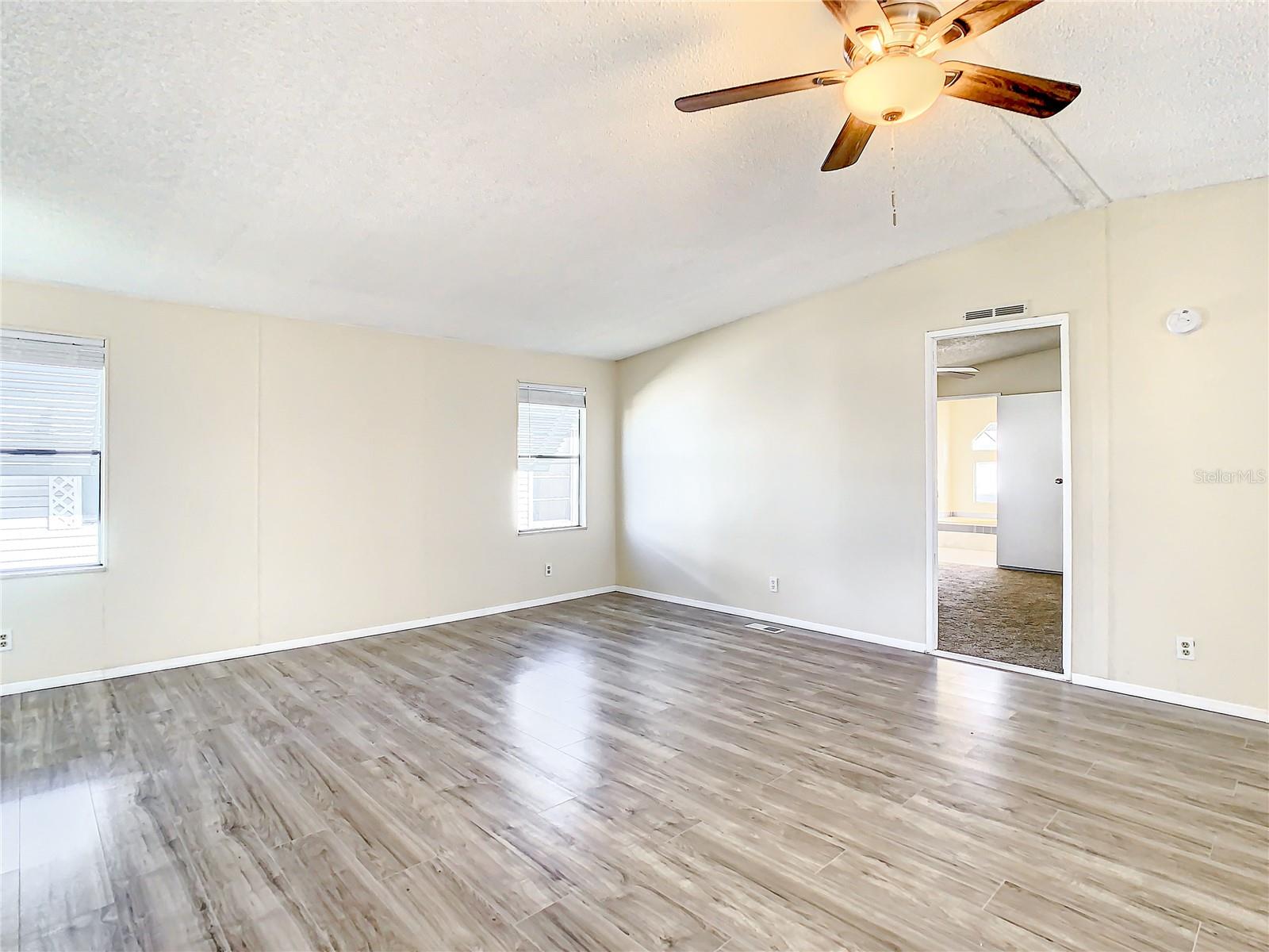 34051 BROWN BYU, WESLEY CHAPEL, FL, 33543