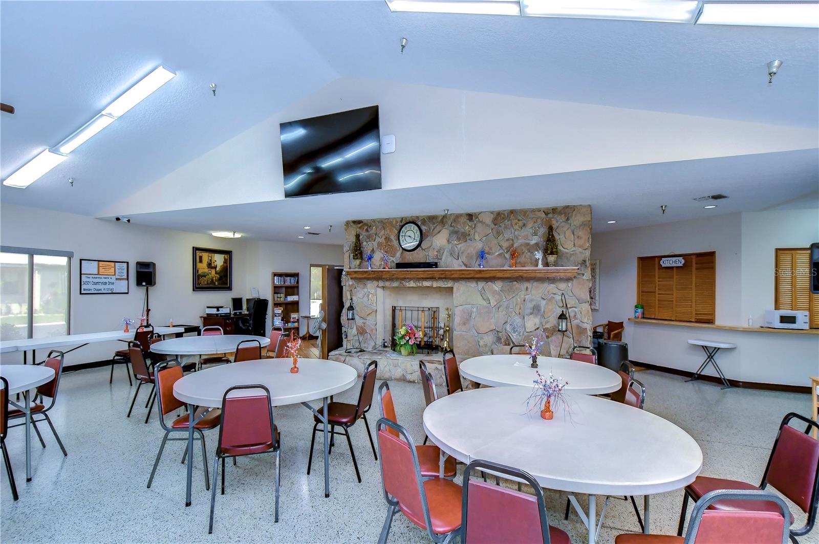 34051 BROWN BYU, WESLEY CHAPEL, FL, 33543