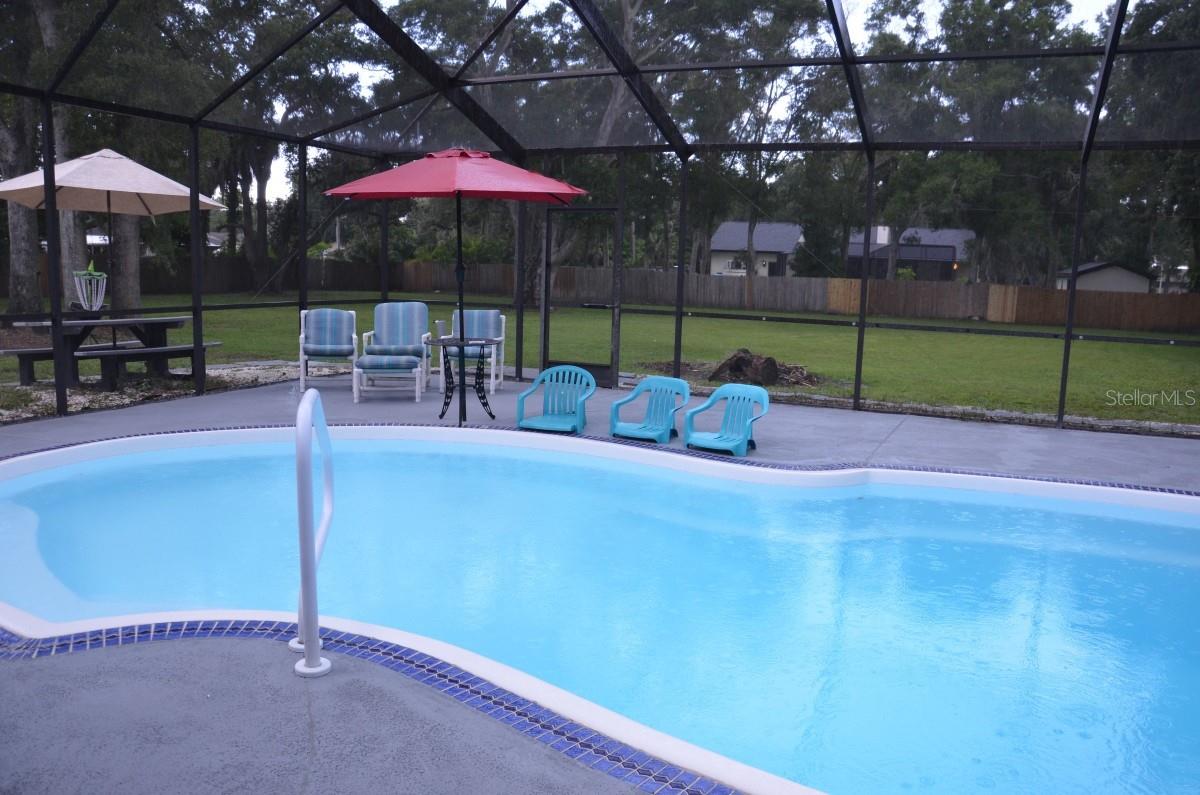 9400 93RD ST, SEMINOLE, FL, 33777