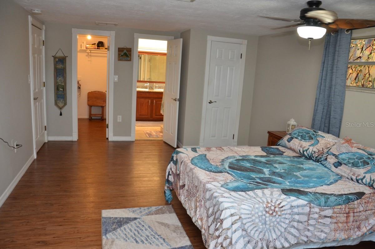 9400 93RD ST, SEMINOLE, FL, 33777