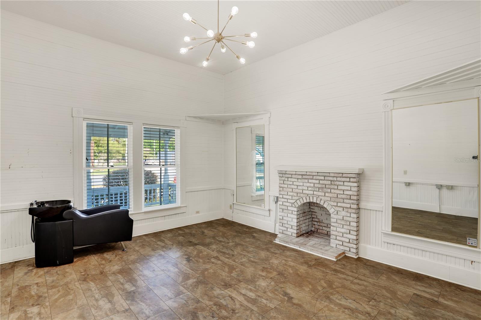 18741 HIGH SPRINGS MAIN ST, HIGH SPRINGS, FL, 32643