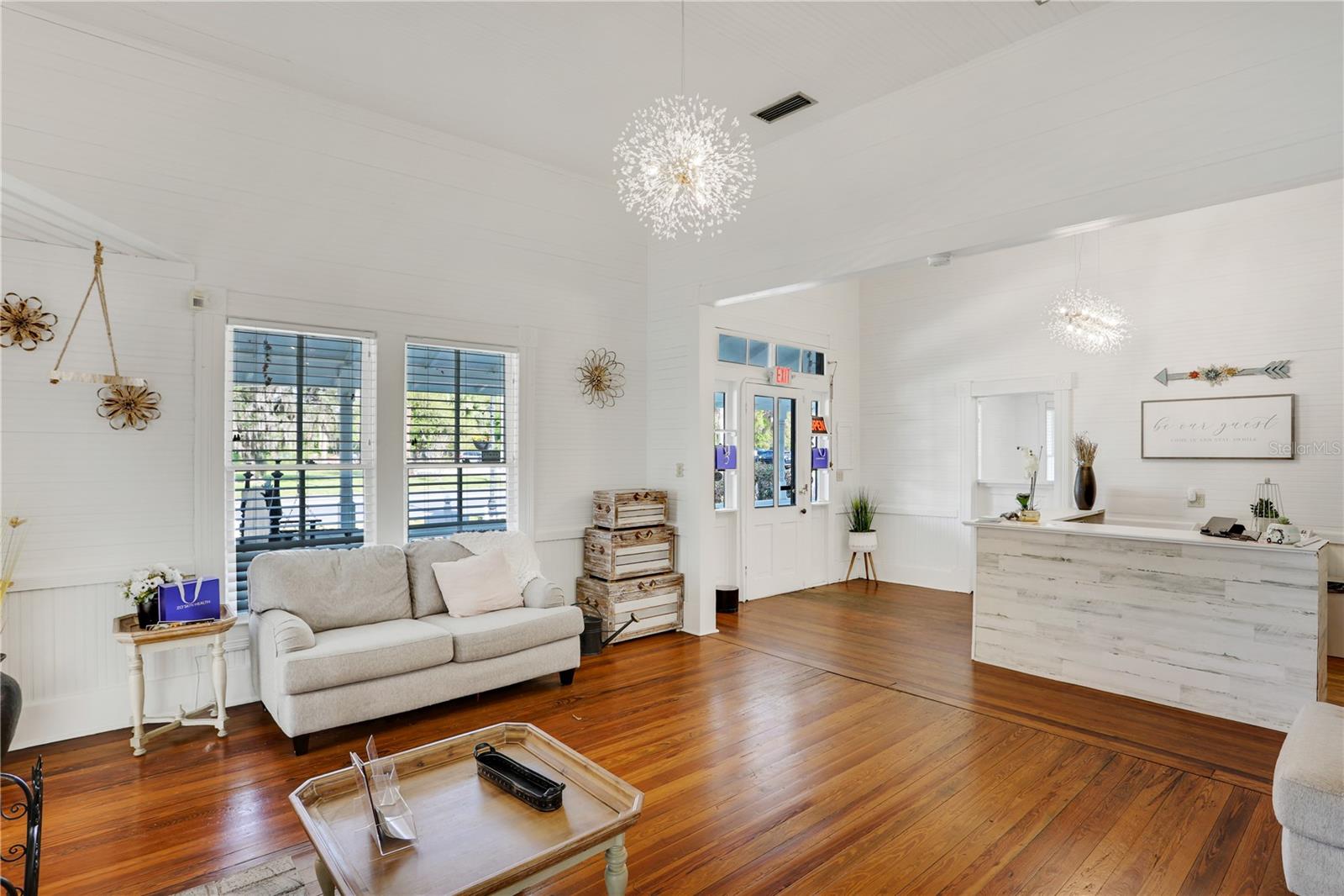 18741 HIGH SPRINGS MAIN ST, HIGH SPRINGS, FL, 32643